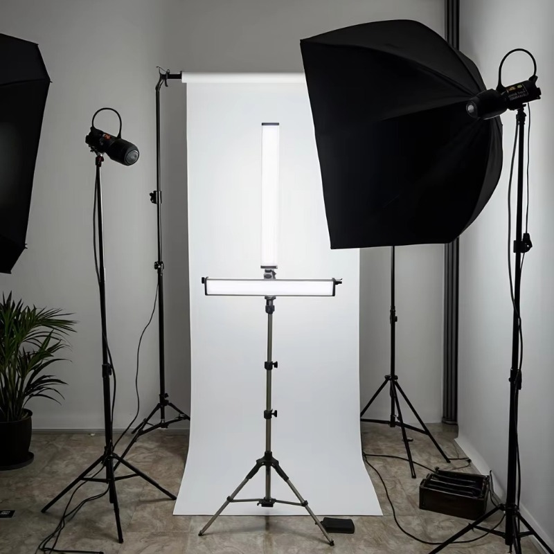 Photography Lighting Kit Portable - 80W LEDポータブルハンドヘルドワンドNP-970リチウムイオンバッテリー、スタジオポートレート、屋外ビデオ、写真撮影照明用